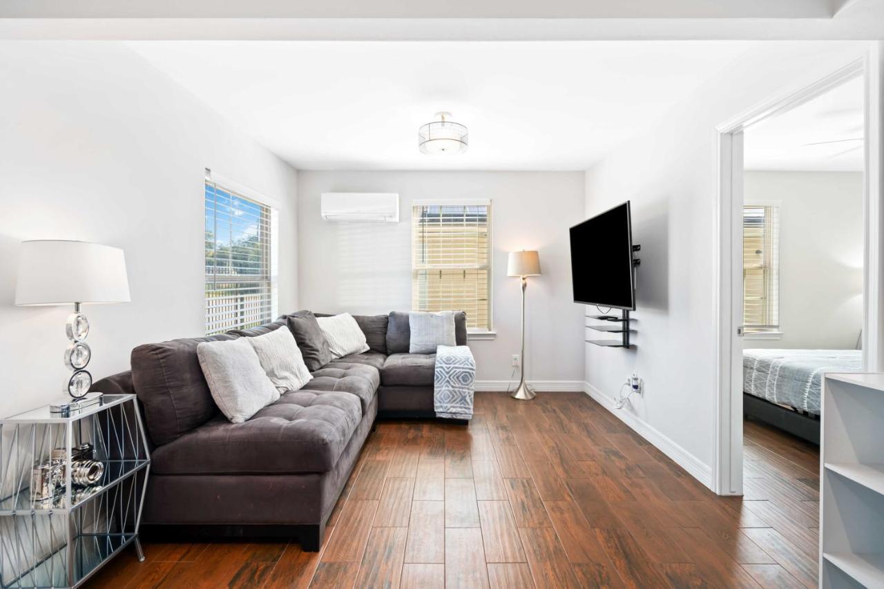Stunning & Vibrant Apt 7 Min From Tx Med Center Хьюстон Экстерьер фото